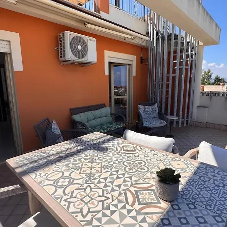 18p Casa Henricson Penthouse Sea View * Pizzo (Calabria)